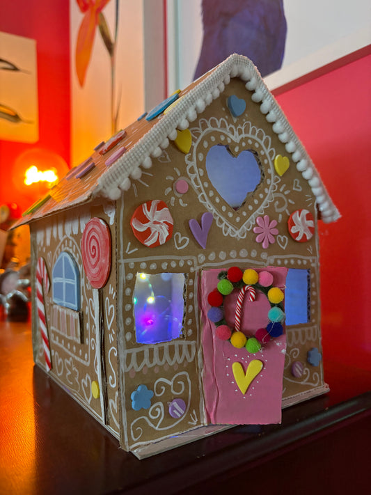 KIDS Craft a Christmas House! TUESDAY 16TH DECEMBER 4-6pm